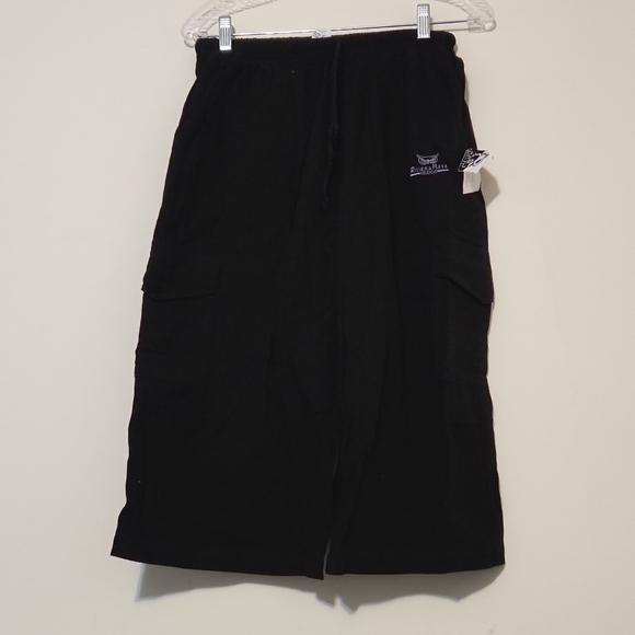 Mr. Buho Cargo Shorts - Picture 1 of 9